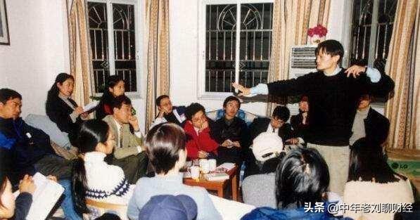 阿里巴巴的原创始人一共有几位？