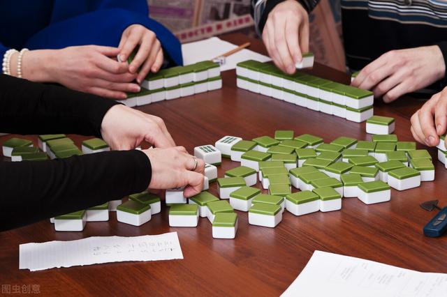 打麻将常常遇到牌桌上借钱“空仓打粮仓”的人<strong></p>
<p>币安智能链</strong>，你是怎么看的？