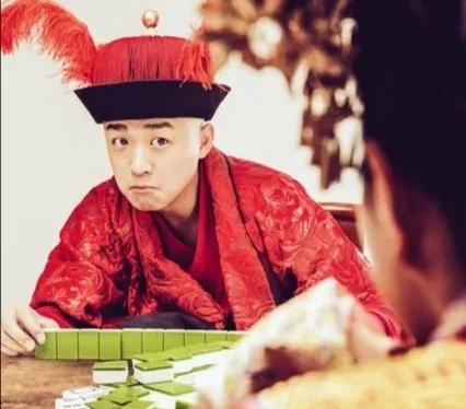 打麻将常常遇到牌桌上借钱“空仓打粮仓”的人<strong></p>
<p>币安智能链</strong>，你是怎么看的？