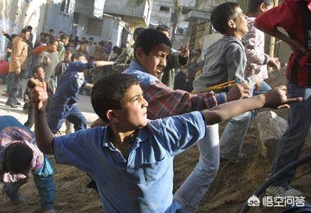 以列在中东被戏称为小霸王<strong></p>
<p>币安数字货币</strong>,为什么以色列的一些士兵在被巴勒斯坦的妇女群殴时亳无还手之力?