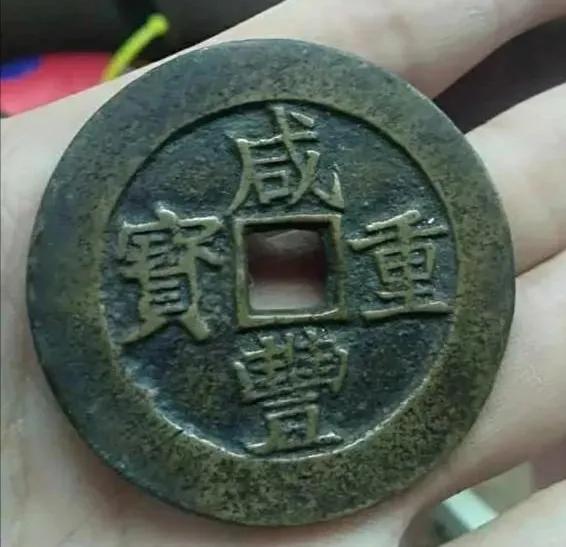 你们玩裸币还是盒子币<strong></p>
<p>币安币商</strong>?