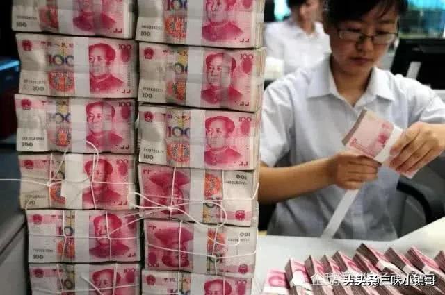 5万块钱存三年:一次性存利更高<strong></p>
<p>币安活期</strong>,一年一存更灵活,哪种更好?