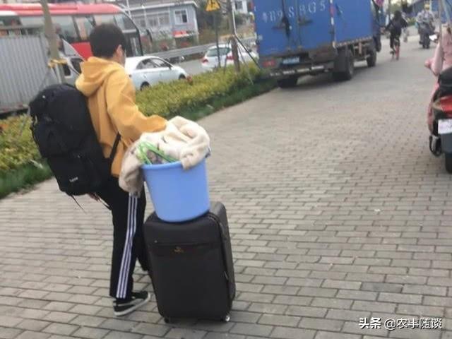 目前好多工厂停工<strong></p>
<p>币安钱包在哪</strong>，打工人怎么生活？