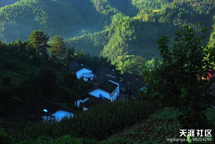 雪花啤酒古道探秘2012基金第3站之重温红色历史