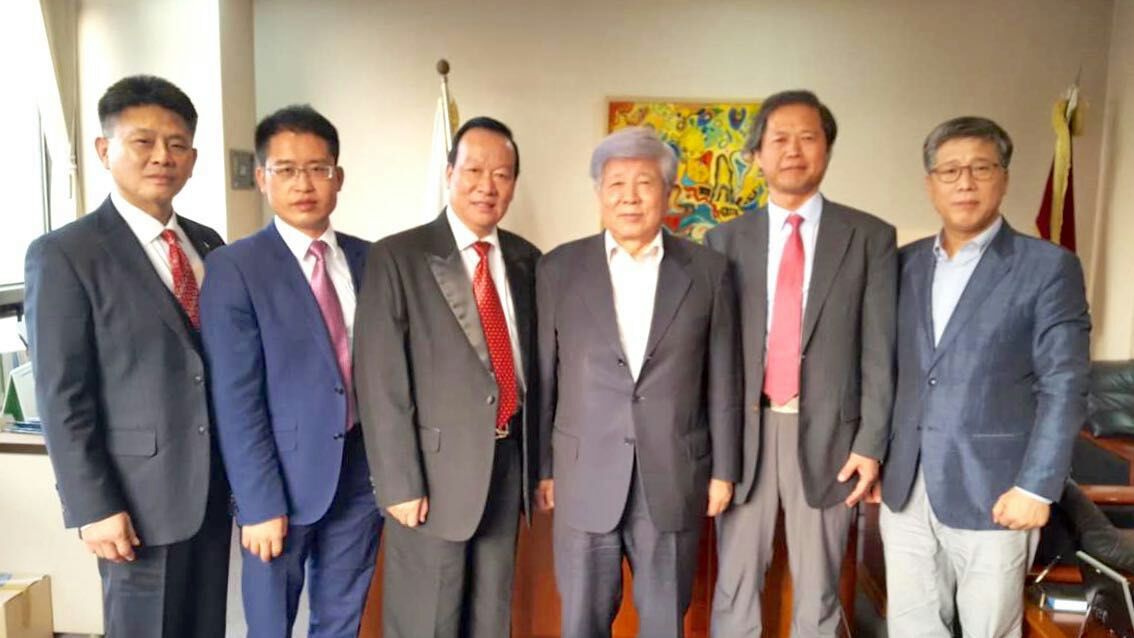 熊峰理财(熊峰山图片) 熊峰理财(熊峰山图片)