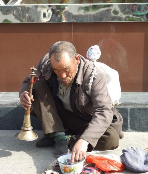 乞丐买理财(乞丐买房是什么电视剧) 乞丐买理财(乞丐买房是什么电视剧)