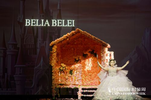 杨婧理财(杨靖 基金经理) 杨婧理财(杨靖 基金经理)